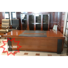 مكتب تنفيذي مع وحدة خدمة متحركة (يمين/يسار)